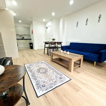 Flexilux Stays - Luxury Brand New Apt L1B134